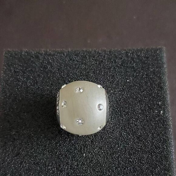 IBB White Charm Pearl Finish with Crystal Accents Fits Popular Bracelets - Picture 1 of 4